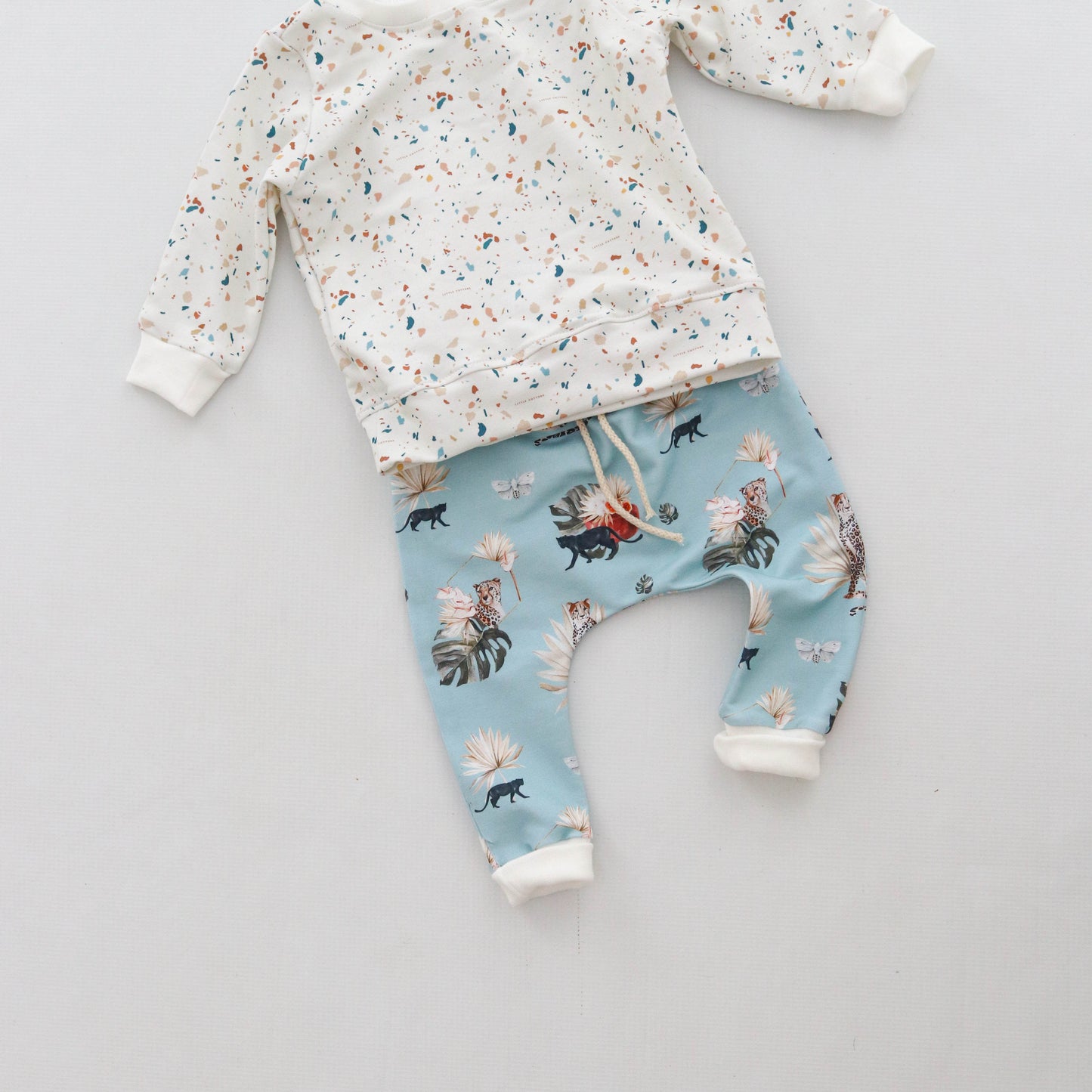 jungle animals leggings - 6-9 mths